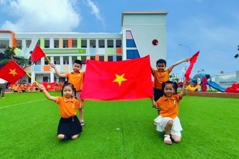 TRƯỜNG MẦM NON HỢP THANH TỔ CHỨC CÁC HOẠT ĐỘNG HƯỚNG ĐẾN KỶ NIỆM NGÀY GIẢI PHÓNG MIỀN NAM 30 - 4