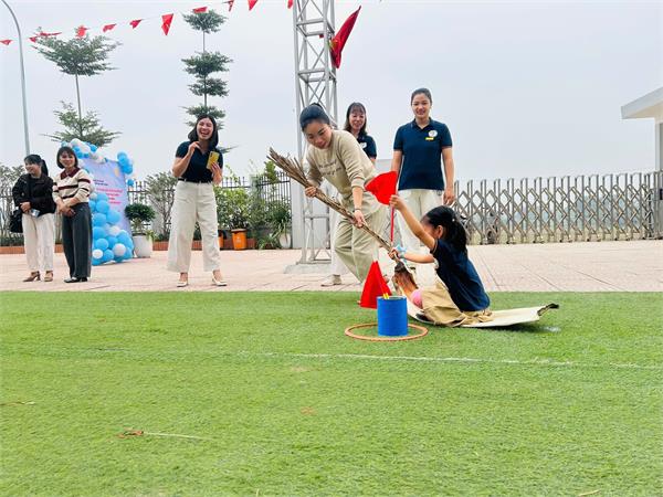 Hoạt động giao lưu kéo mo cau 